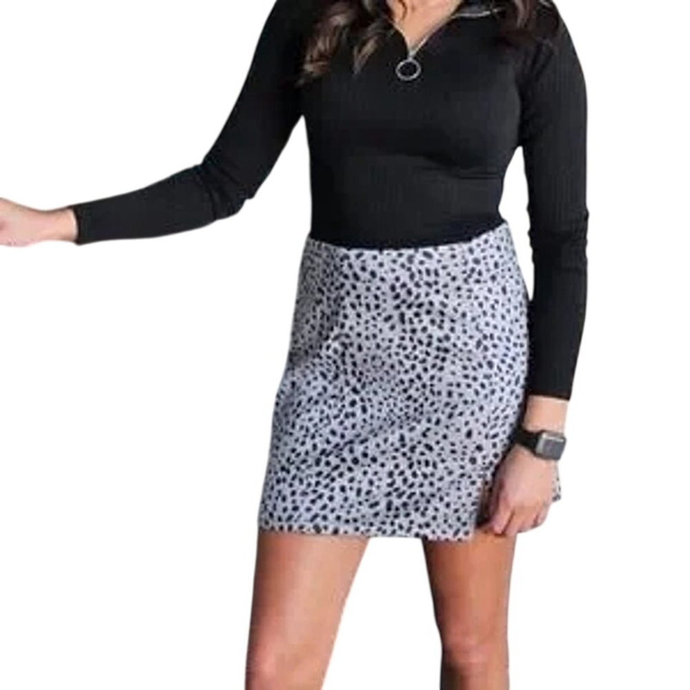 She + Sky Gray Velour Mini Skirt Leopard Print Size Small